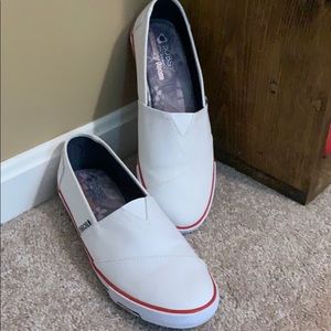 Women’s Bob’s by Sketchers sz 9